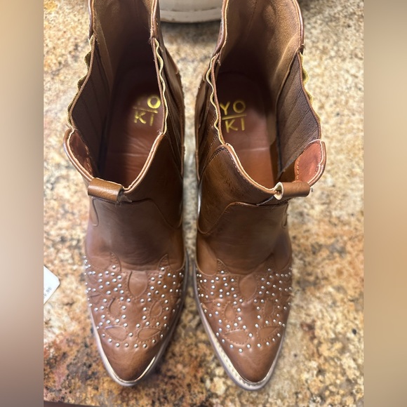 Cowboy boots - Picture 4 of 9